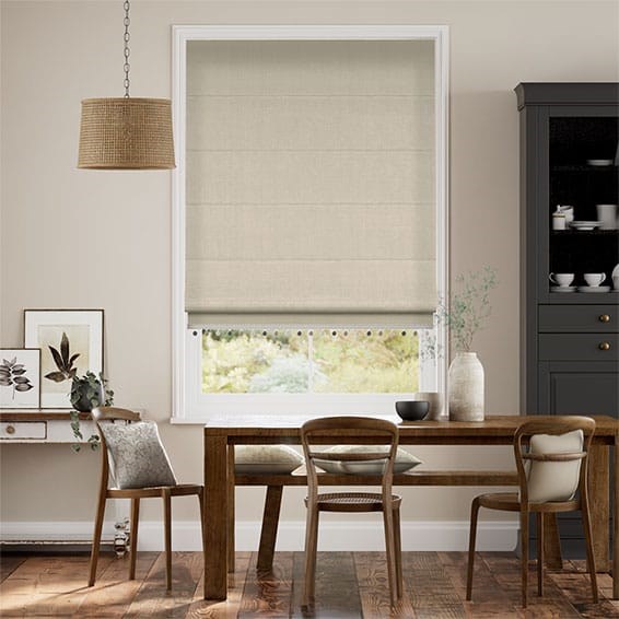 Dekorativa hissgardiner Bijou Linen Latte & Pebble