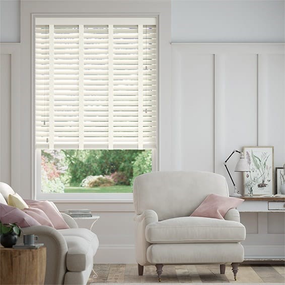 Träpersienn Vintage White and Soft Cotton - 50mm Slat