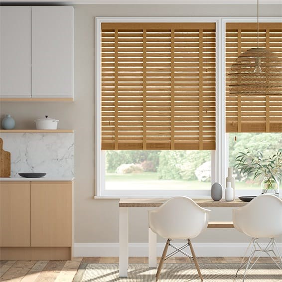 Träpersienn Macadamia Oak & Camel - 50mm Slat