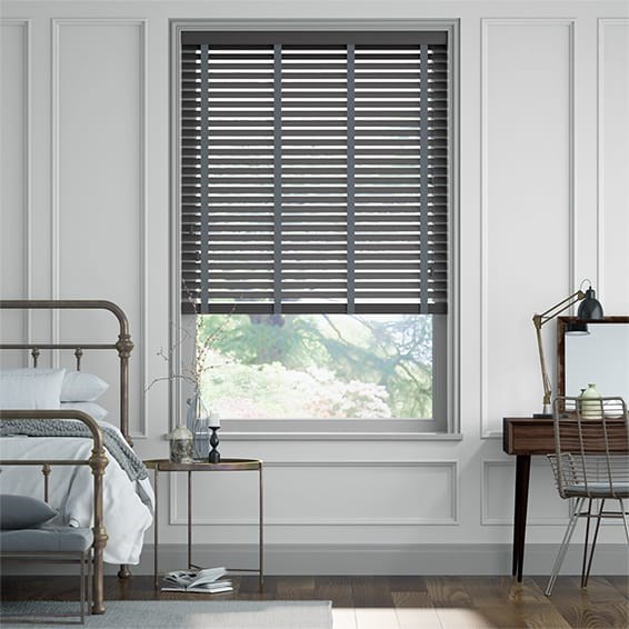 Träpersienn i konstträ Steeple Grey & Anthracite - 50mm Slat